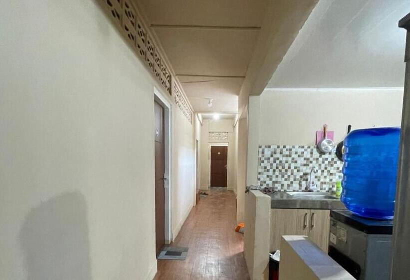 호텔 Oyo 93849 Kng Homestay Syariah