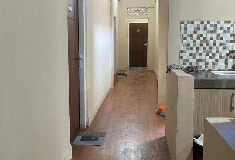 호텔 Oyo 93849 Kng Homestay Syariah