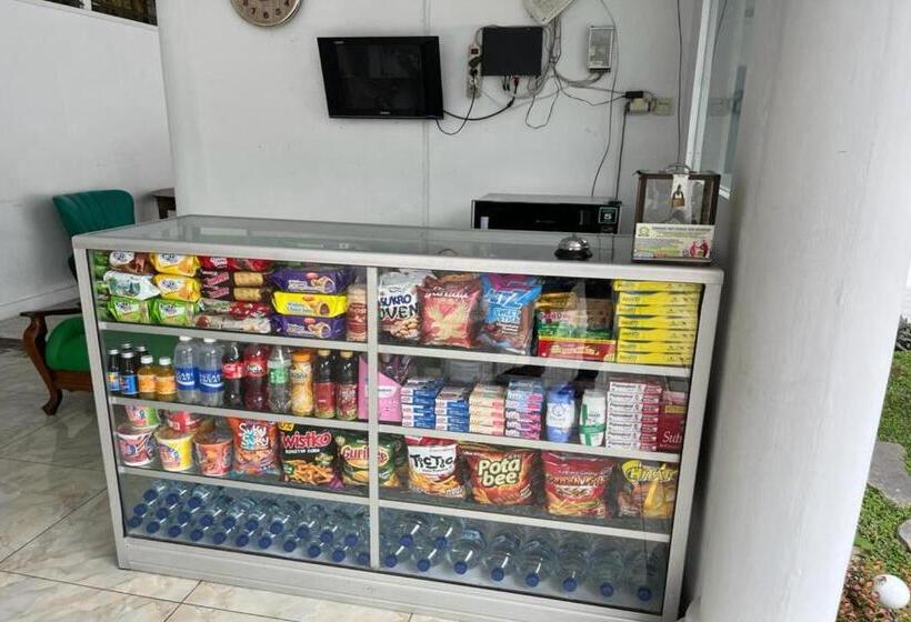 فندق Oyo 93850 Njy House Syariah