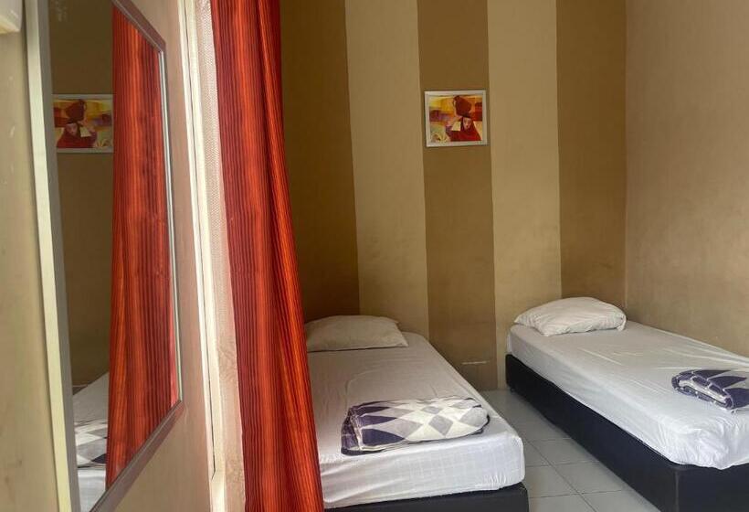 فندق Oyo 93850 Njy House Syariah