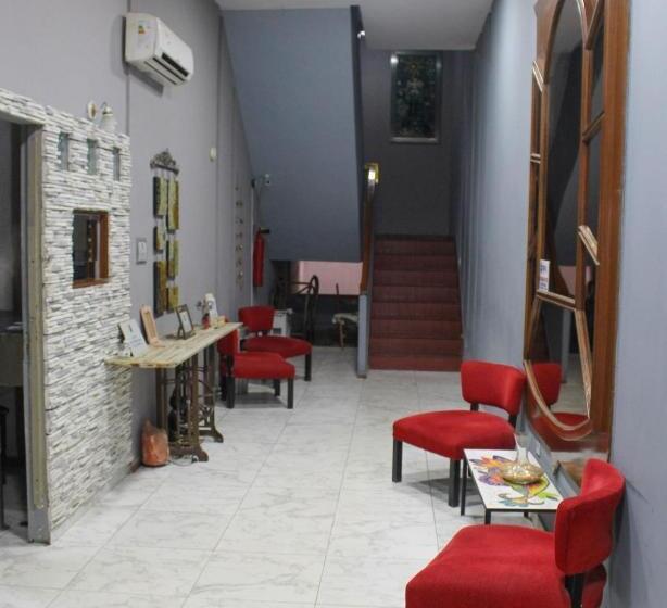 Hotel Puerta Del Sol