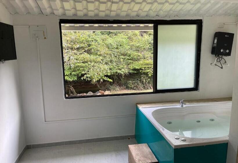 בית מלון כפרי Rancho La Critalina