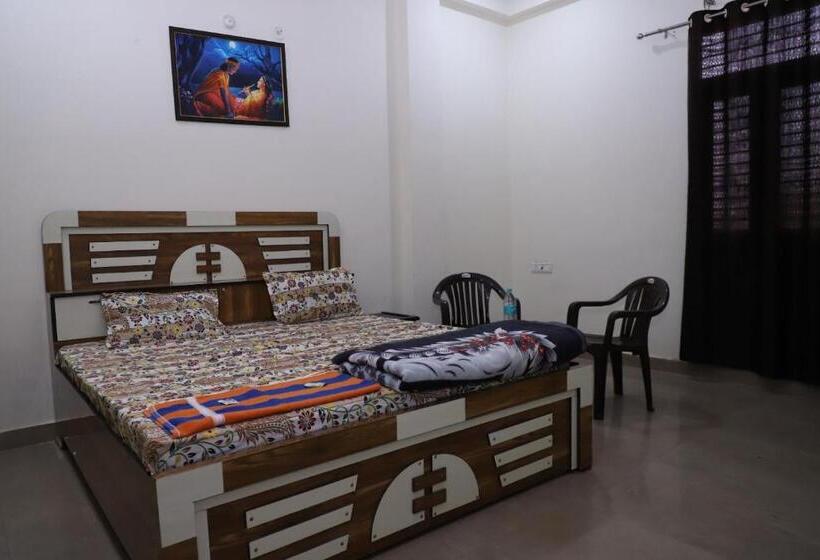 Отель Rang Vilas Residency Vrindavan