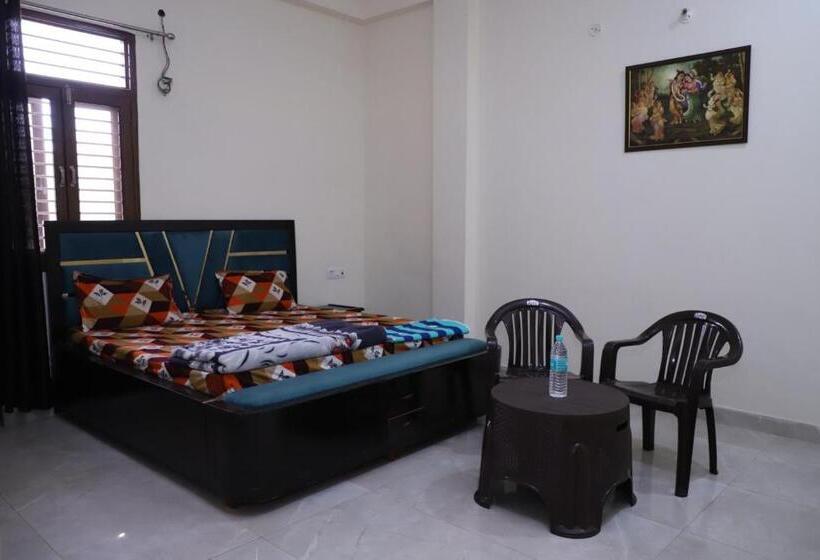 Отель Rang Vilas Residency Vrindavan