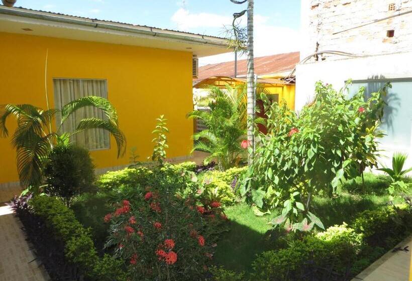 ホテル Rentvistaverde