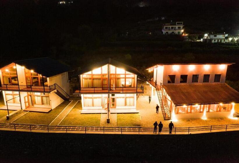 בית מלון כפרי Silver Fern By The Hillside