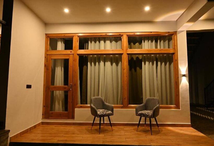 בית מלון כפרי Silver Fern By The Hillside