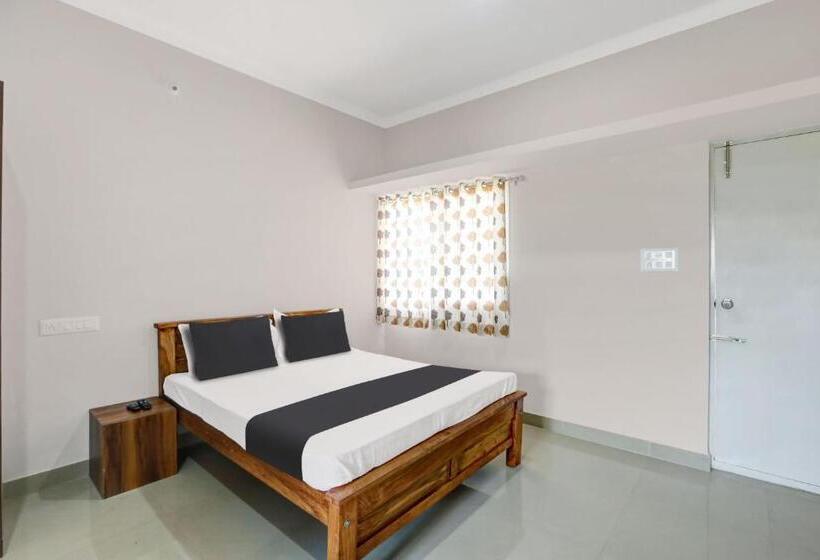 فندق Spot On Formula 1 Residency