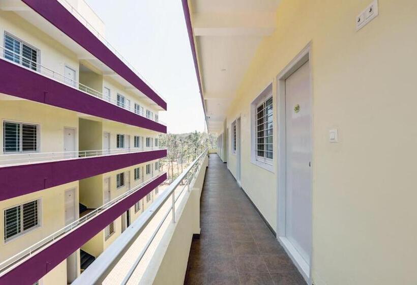 فندق Spot On Formula 1 Residency