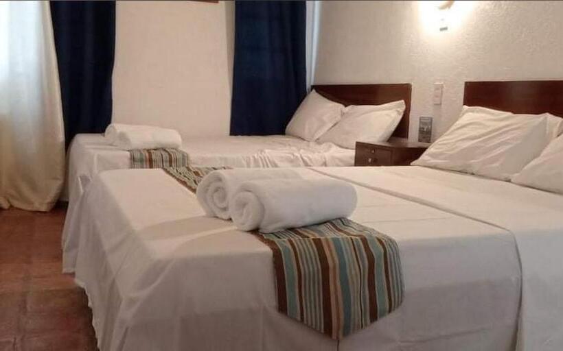 Hotel Sunvilla Beachfront