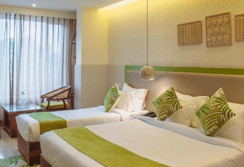 호텔 The Manor House Rajpur Road