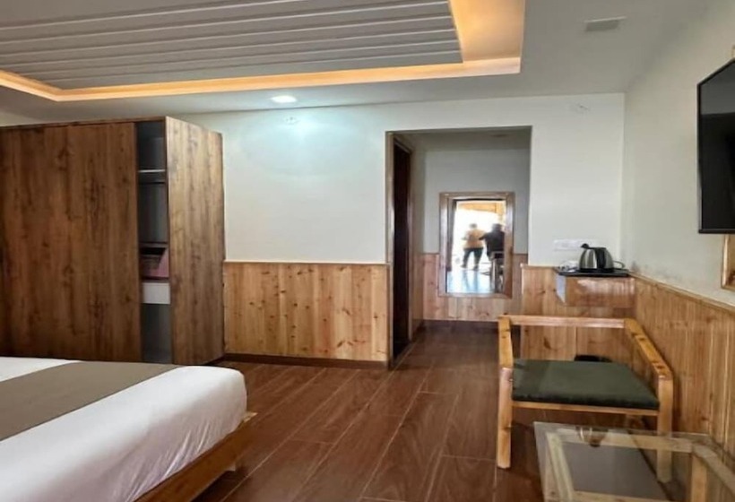 בית מלון כפרי The Wild Arena