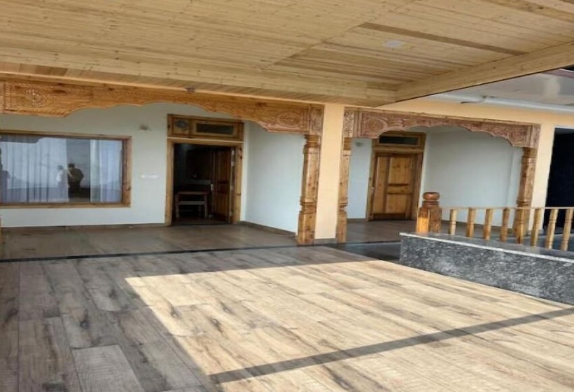 בית מלון כפרי The Wild Arena