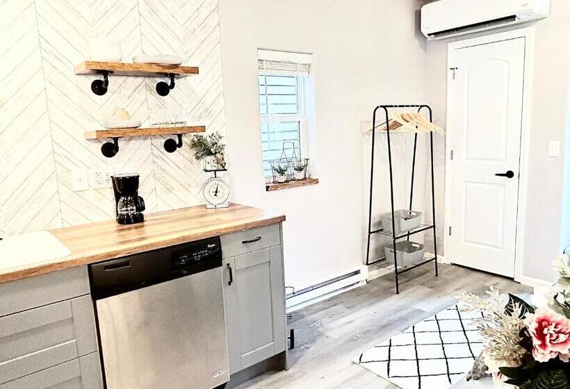 فندق Time Travel Inn