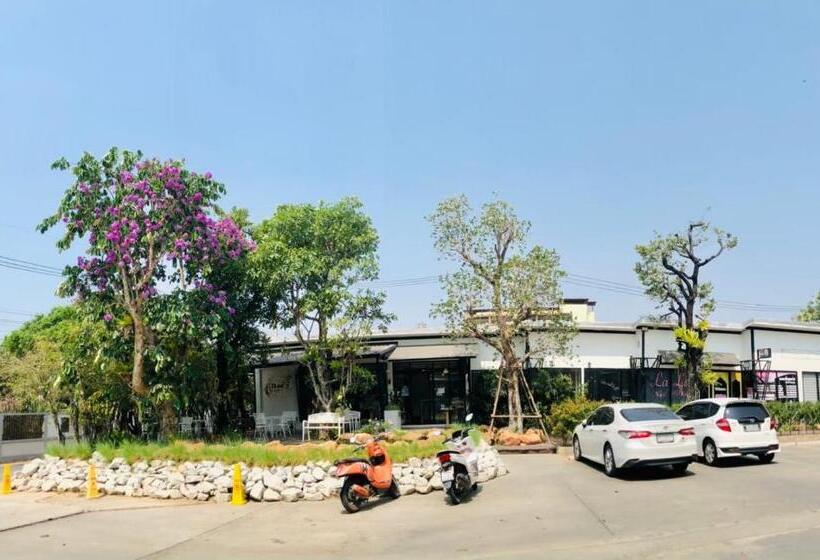 호텔 Tone Condorent