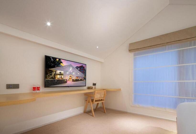 בית מלון כפרי Yolo Vacation Homestay