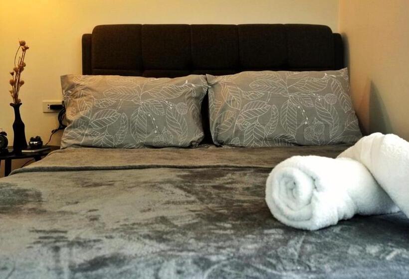 Modern Contemporary 1br Fully Furnished Condo With Balcony At Prisma Residences