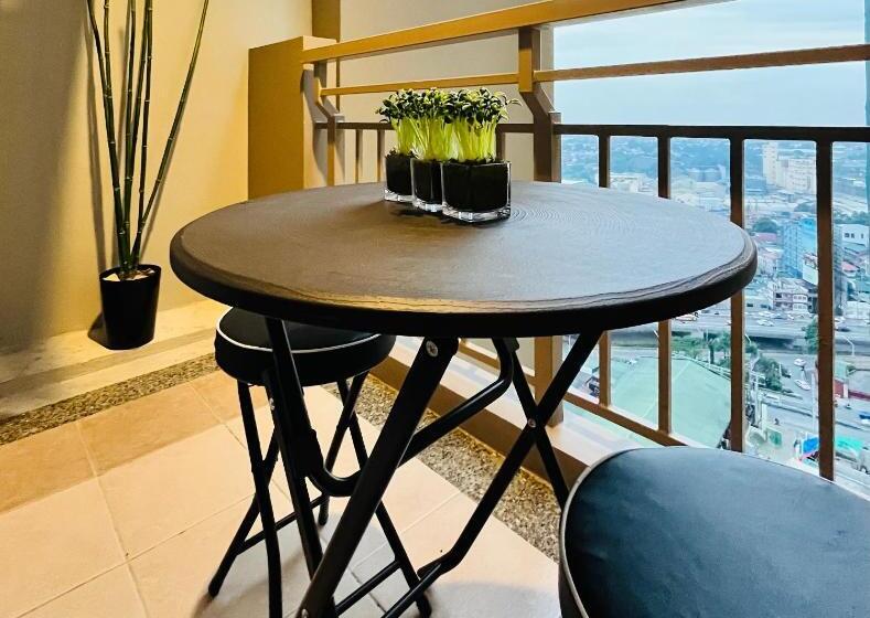 Modern Contemporary 1br Fully Furnished Condo With Balcony At Prisma Residences