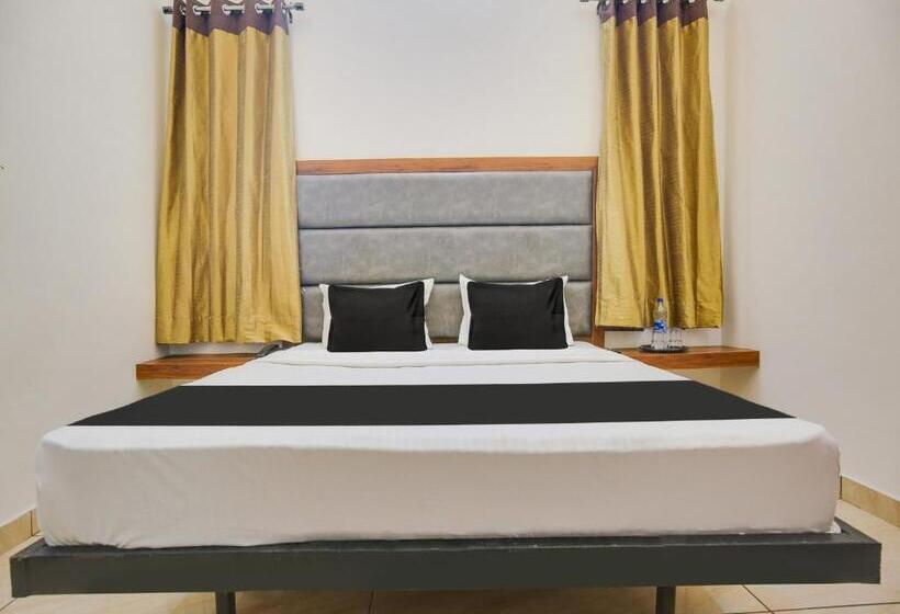 Oyo Shree Ji Hotel & Banquet