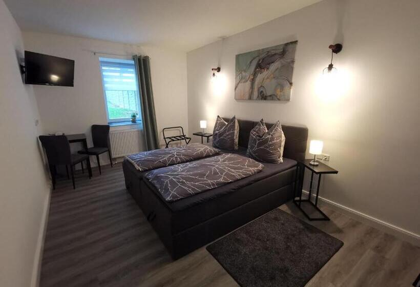 Пансион Airbnb, Moderne, Ruhige Und Helle Doppelzimmer, Nähe Magdeburg, A14 & A2