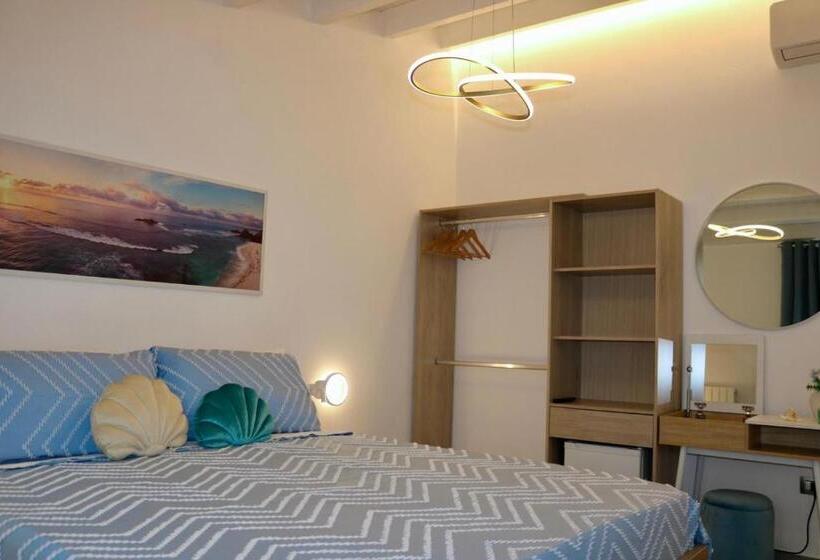 ペンション Allumaro House