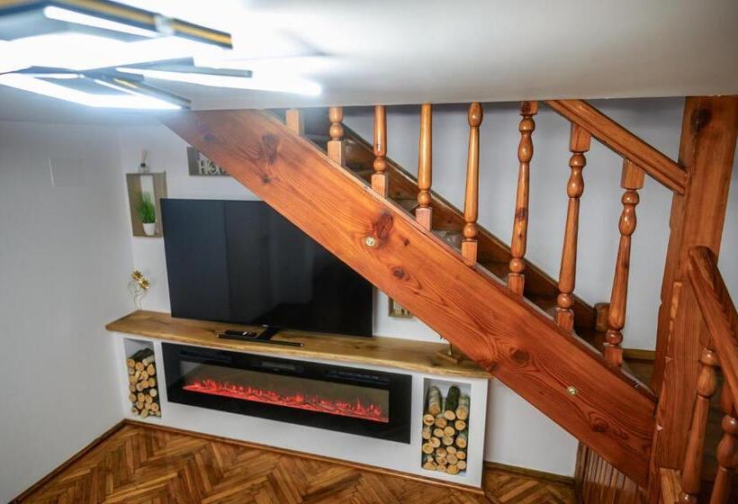 ペンション Alpine Bliss Sinaia