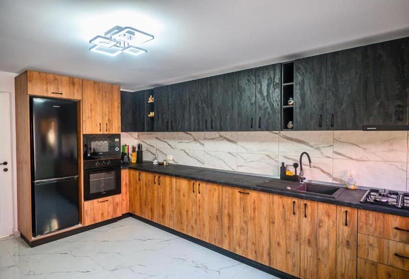 ペンション Alpine Bliss Sinaia