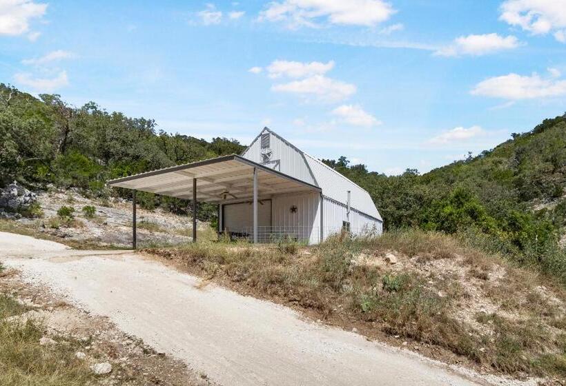 펜션 Big Fern Cabin