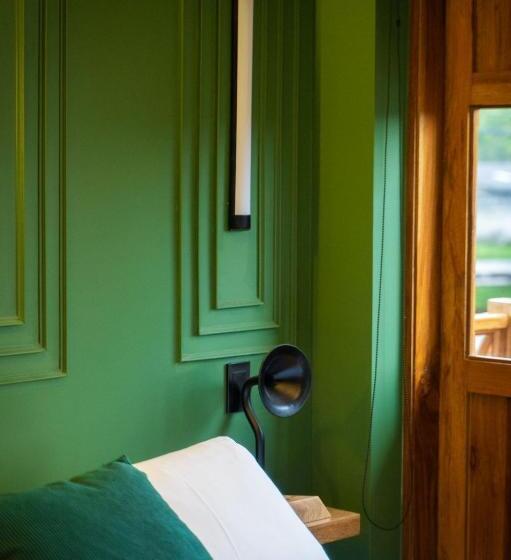 پانسیون Bindi