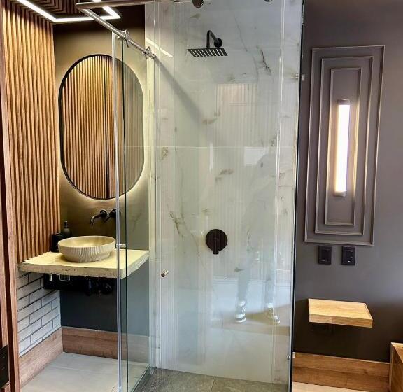 ペンション Bindi