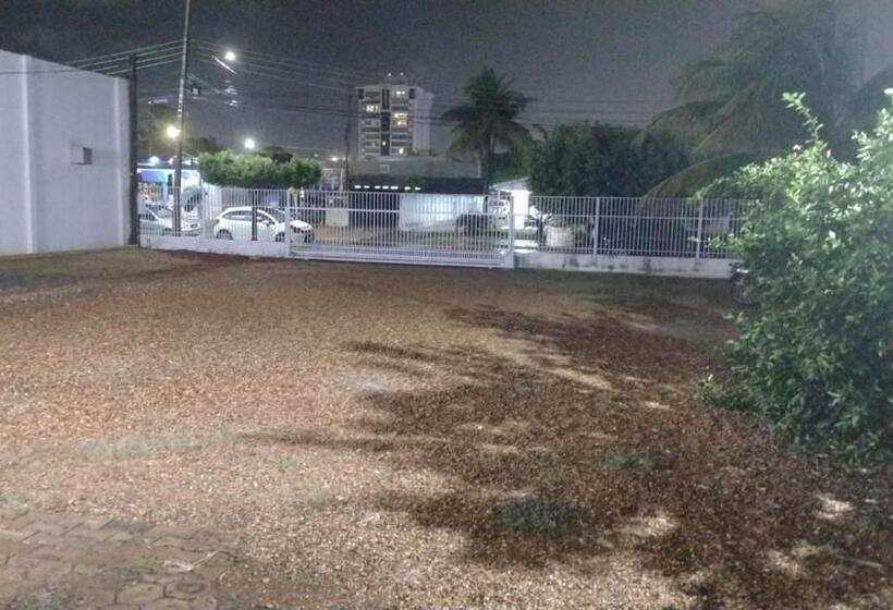 بنسيون Goiânia Hostel