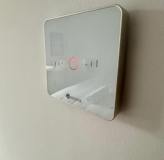 펜션 Suite Avec Balcon, Kitchenette équipée, Douche, Baignoire, Wc Et Bureau