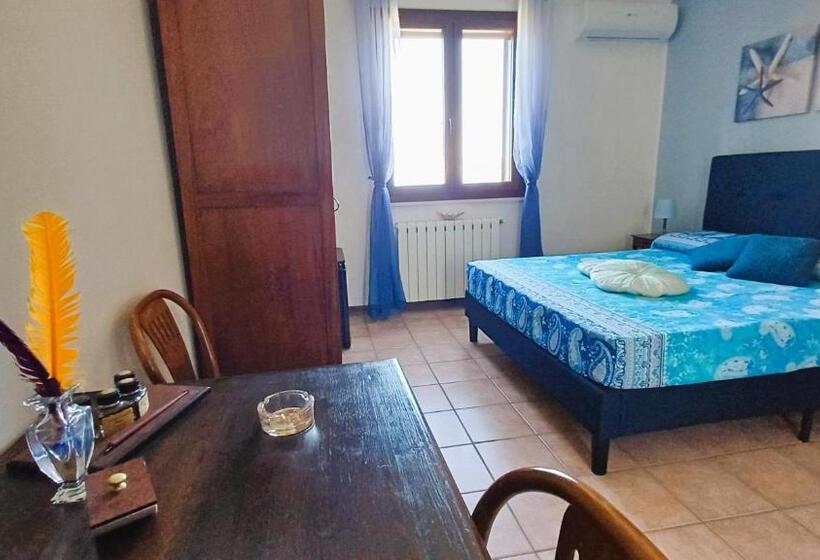 پانسیون Guest Room Perla Marina