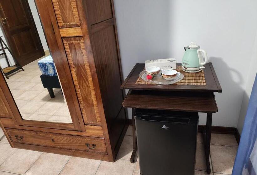 پانسیون Guest Room Perla Marina