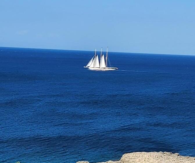 پانسیون Guest Room Perla Marina