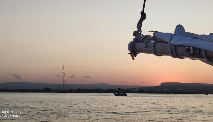 پانسیون Guest Room Perla Marina