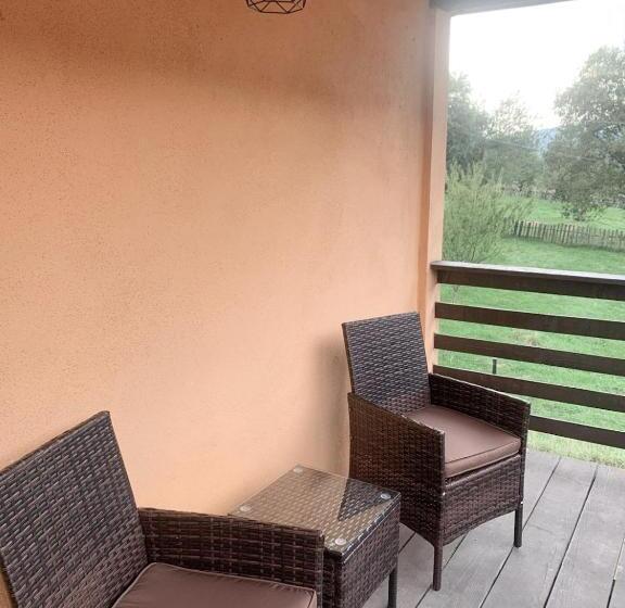 פנסיון Hilltop House