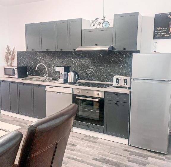 פנסיון Hilltop House