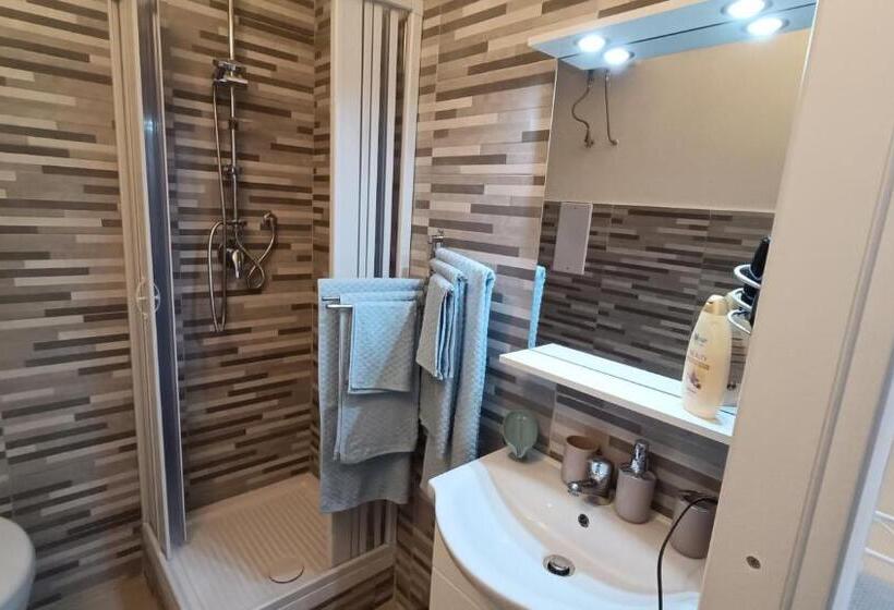 Пансион Maya Guest House