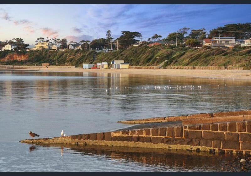 پانسیون Mornington Guest House