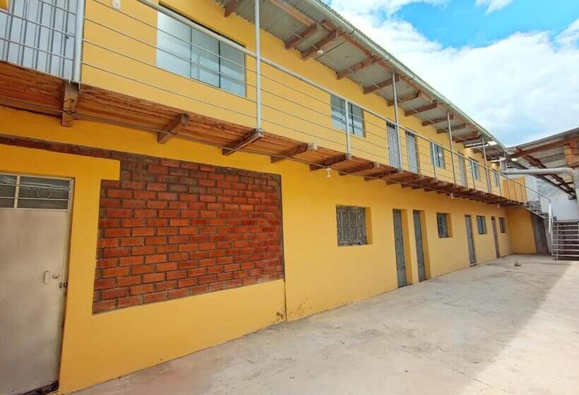 پانسیون Ocala House 4.0