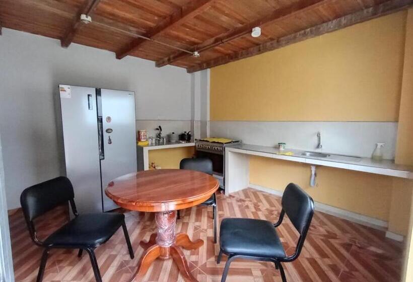 پانسیون Ocala House 4.0