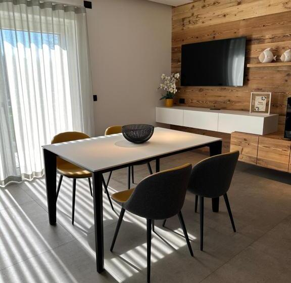 بنسيون Origini Holidays