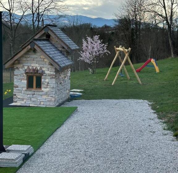 بنسيون Origini Holidays