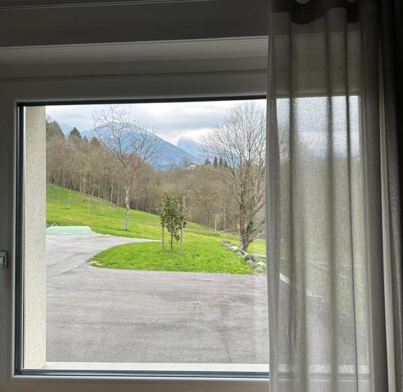 بنسيون Origini Holidays