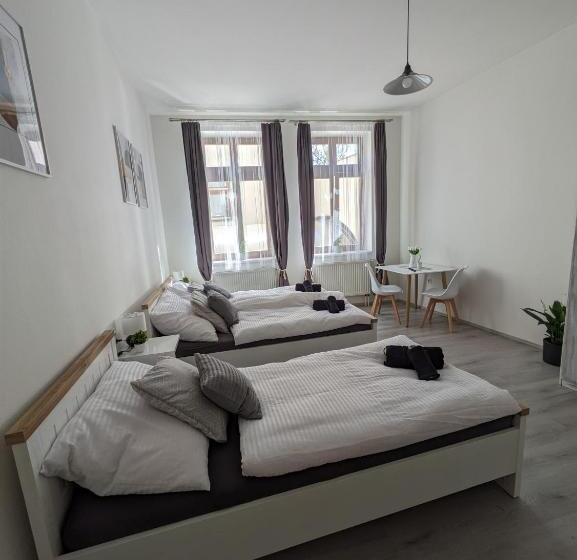 Пансион Penzion Grand Nymburk