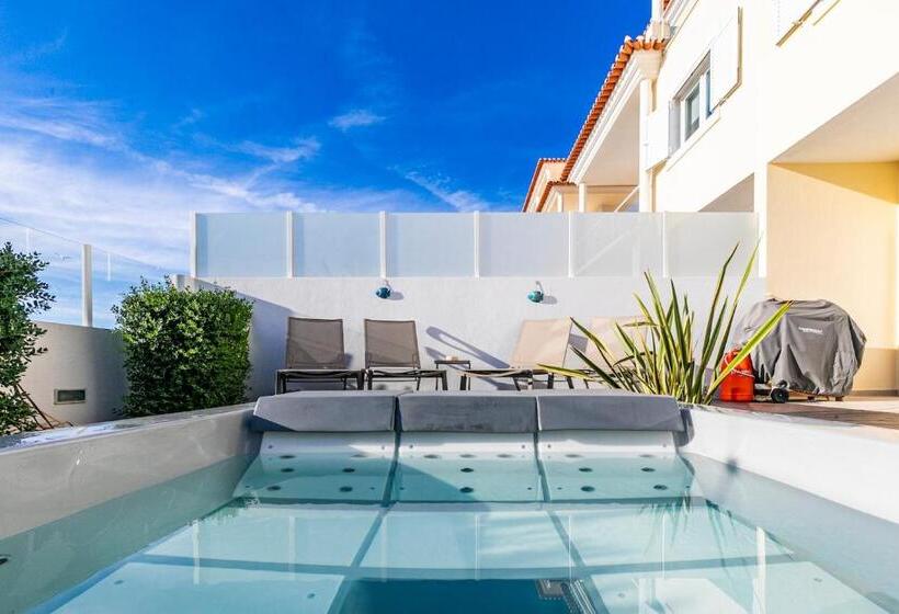 پانسیون Vibing & Liming Ericeira