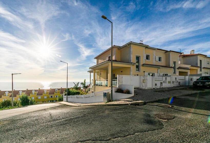 پانسیون Vibing & Liming Ericeira