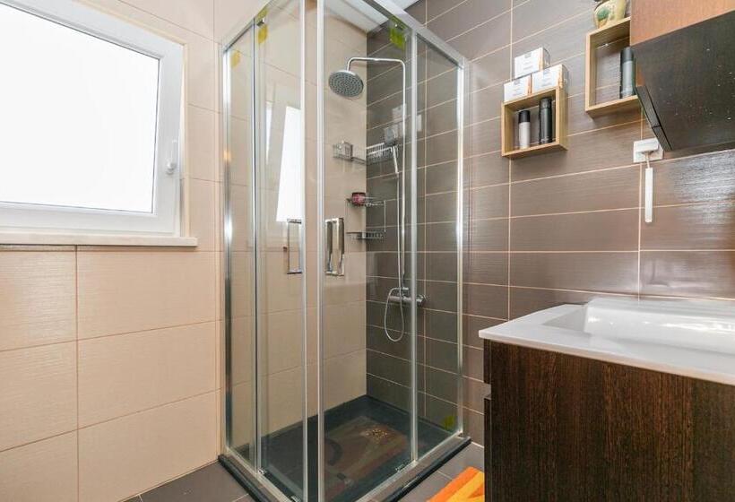 پانسیون Vibing & Liming Ericeira