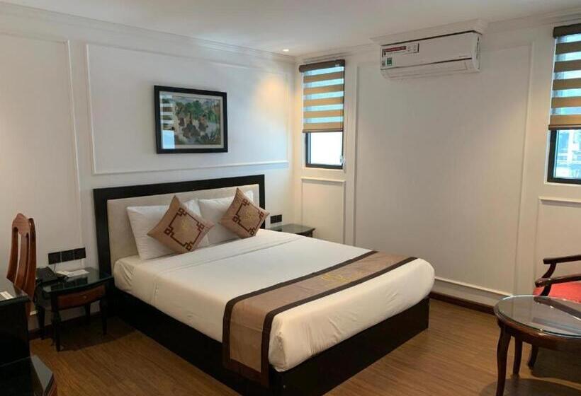 Phong Nha Jasmine Hostel & Roof Top Bar